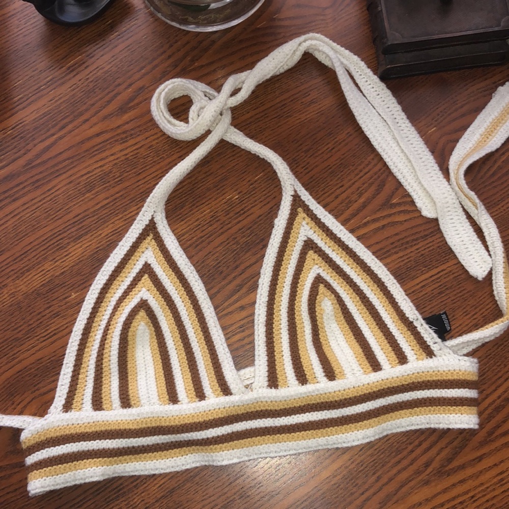 Windsor Summer knitted tied crop top!